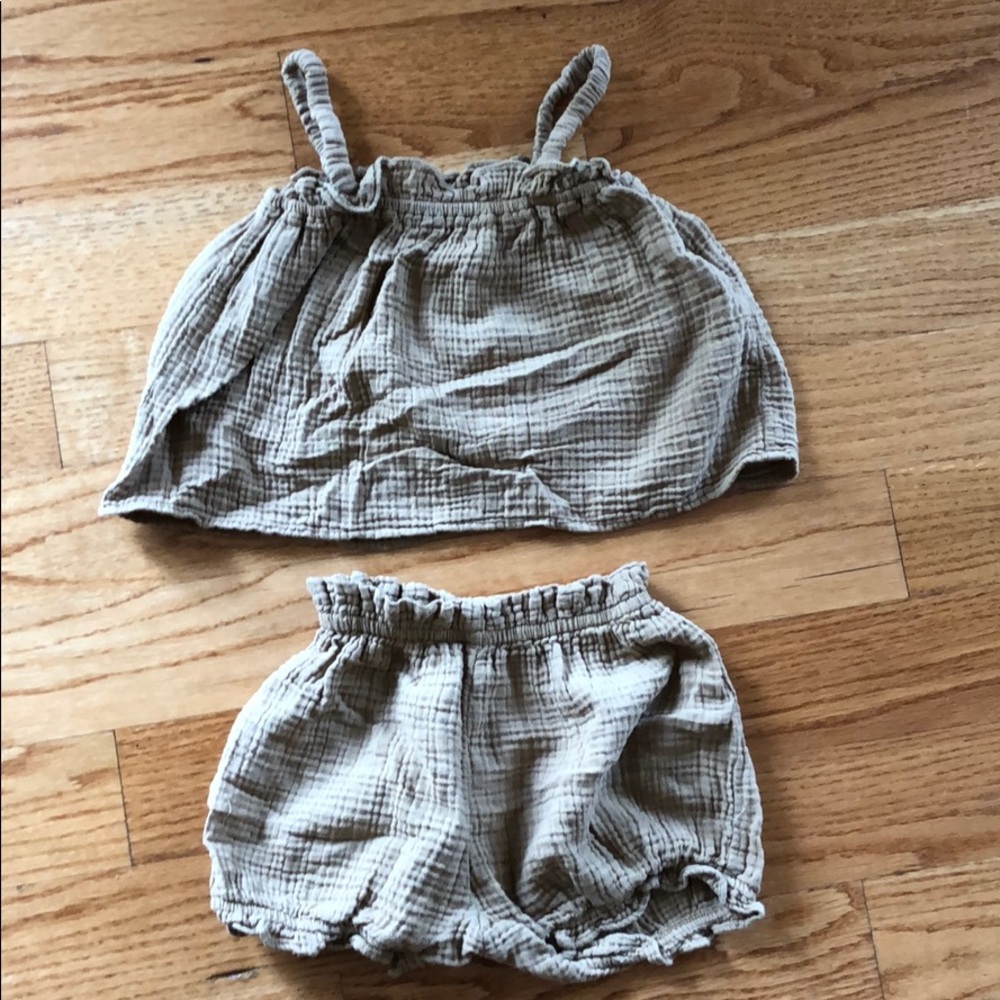 Two piece set